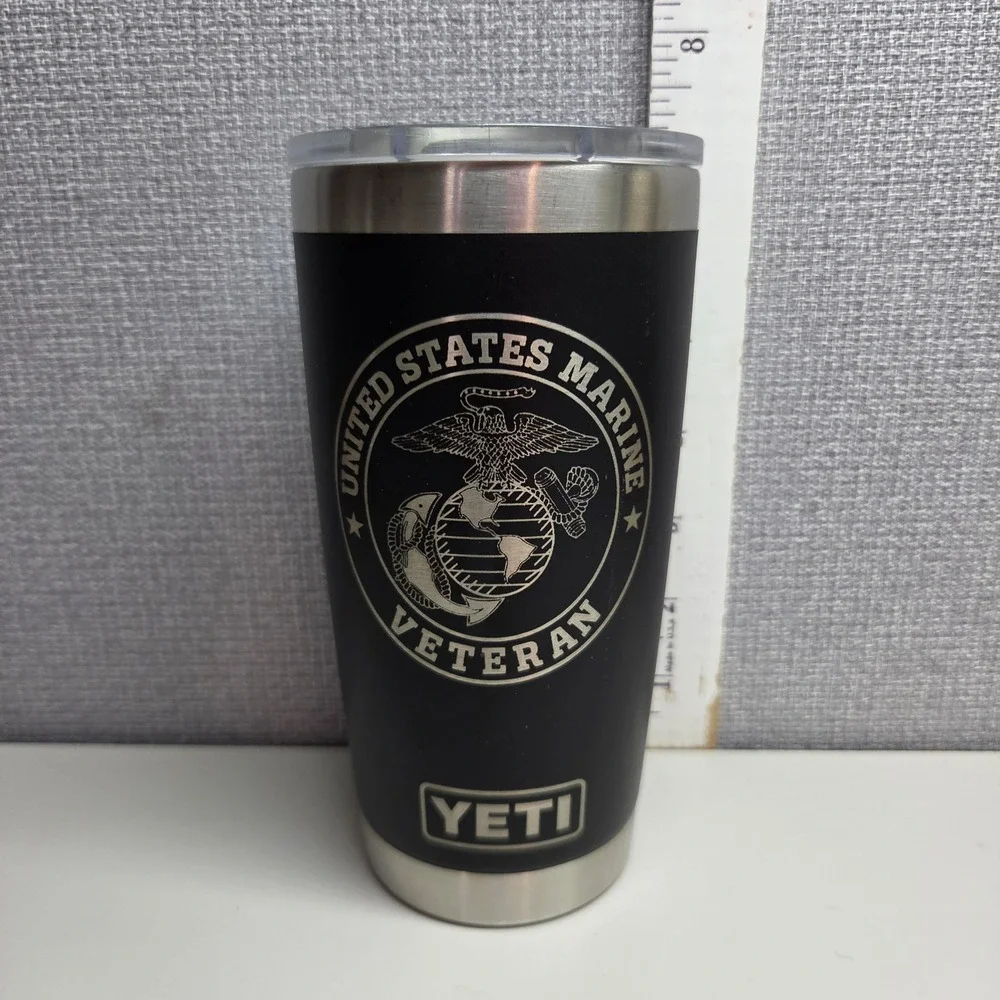 Yeti Rambler 20 Oz black Tumbler Magslider Lid Marine Veteran‎